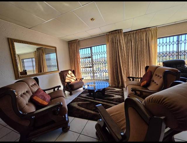 4 BEDROOM HOUSE FOR SALE IN BASSONIA